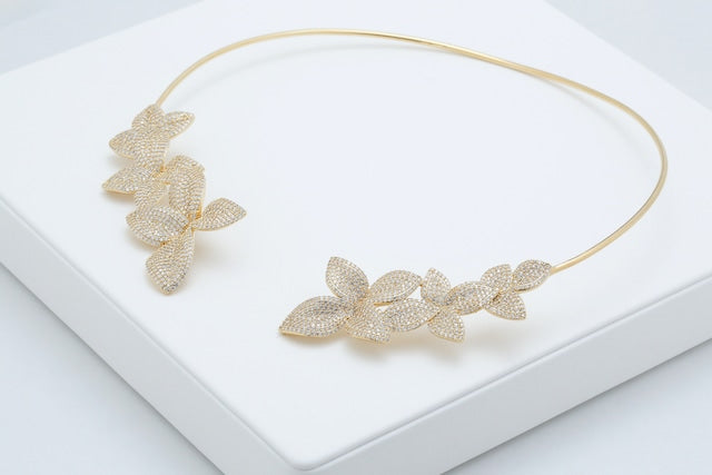 Caroline gorgeous choker